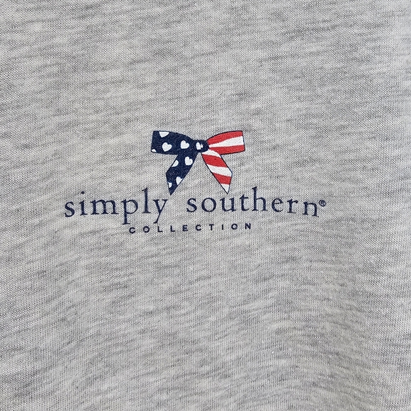 Simply Southern Gray Dog T-Shirt - Picture 4 of 9